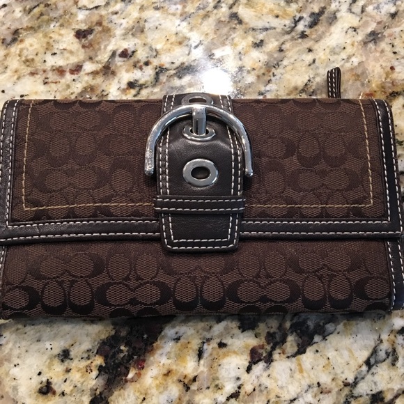 Coach purse and matching wallet - Picture 5 of 5